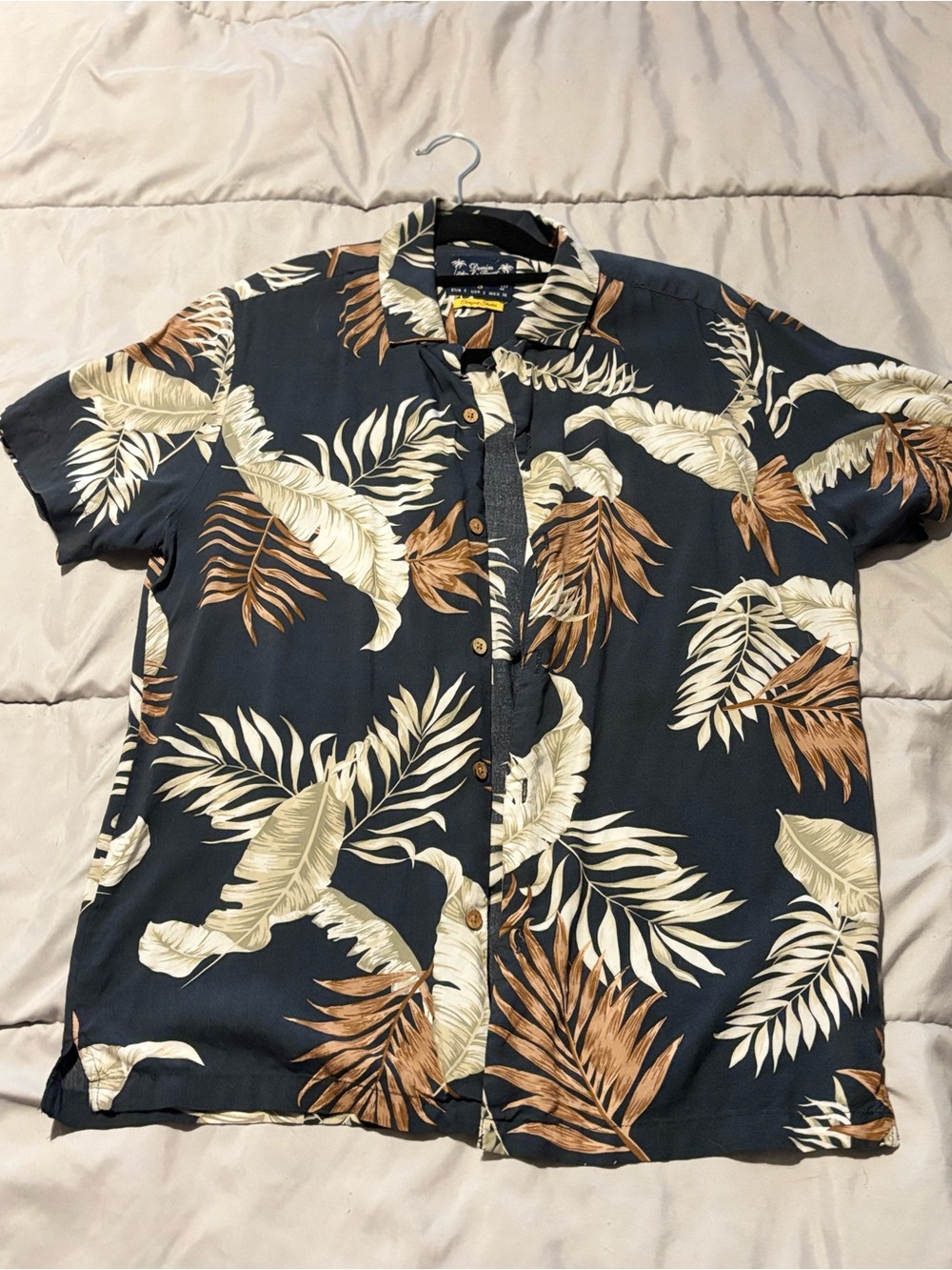 Denim & Flower Black Short-Sleeve Tropical Print Button-Down Shirt
